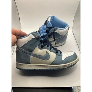Nike dunk unc pack
